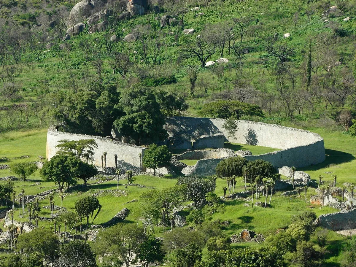 9 Days Around Zimbabwe